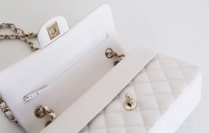 샤넬 Chanel 클래식 플랩백 스몰 캐비어 상세 이미지