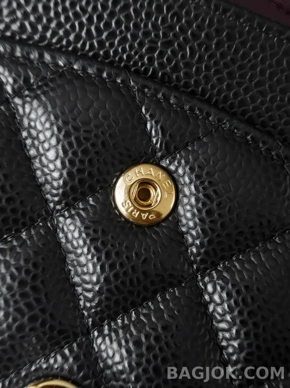 샤넬 Chanel 클래식 플랩백 미디움 캐비어 상세 이미지