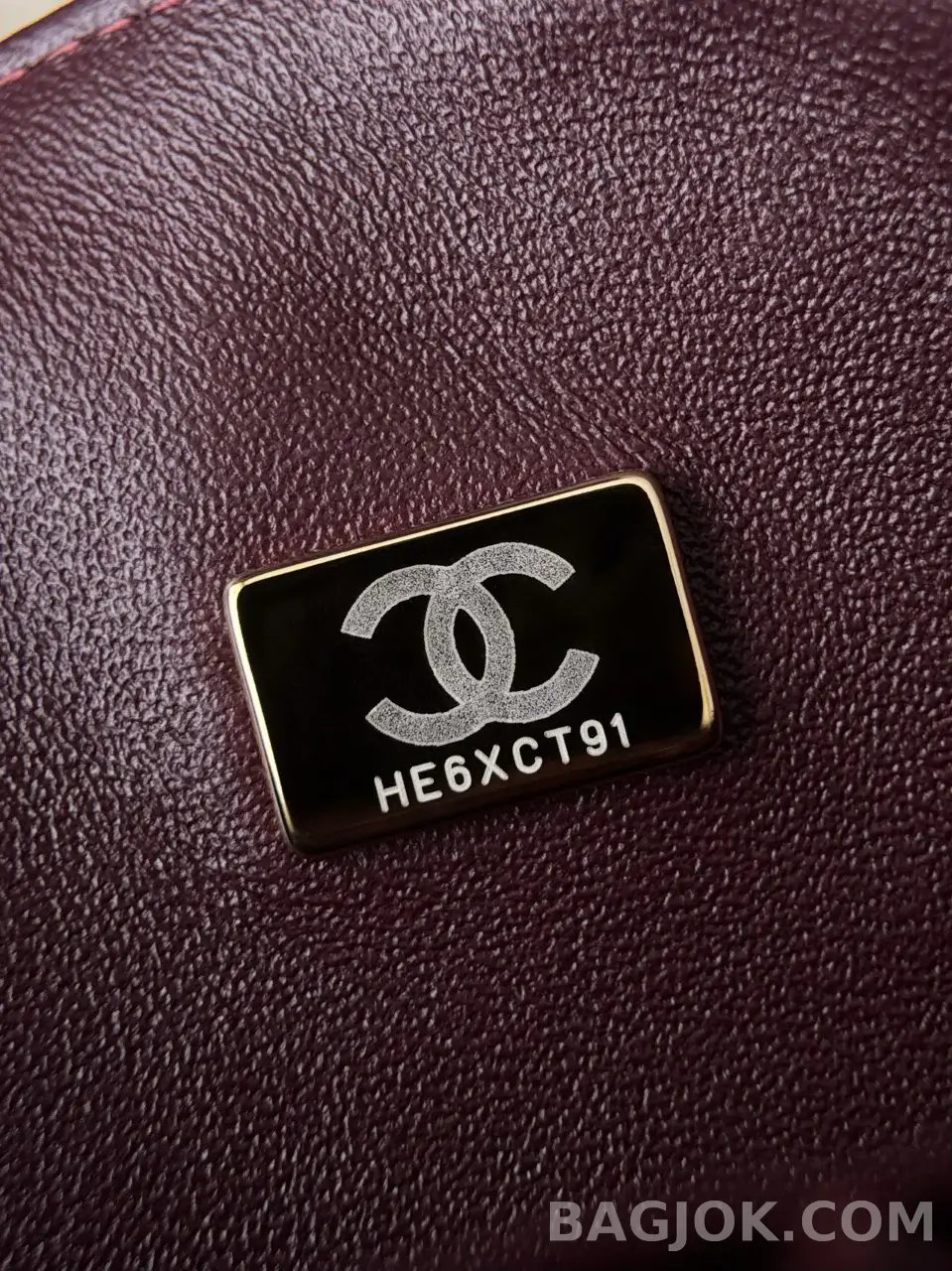 샤넬 Chanel 클래식 플랩백 미디움 캐비어 상세 이미지