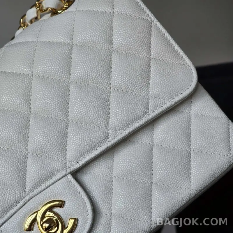 샤넬 Chanel 클래식 플랩백 미디움 캐비어 상세 이미지