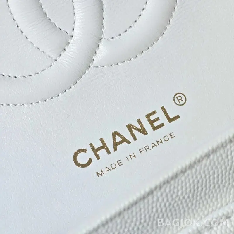 샤넬 Chanel 클래식 플랩백 미디움 캐비어 상세 이미지