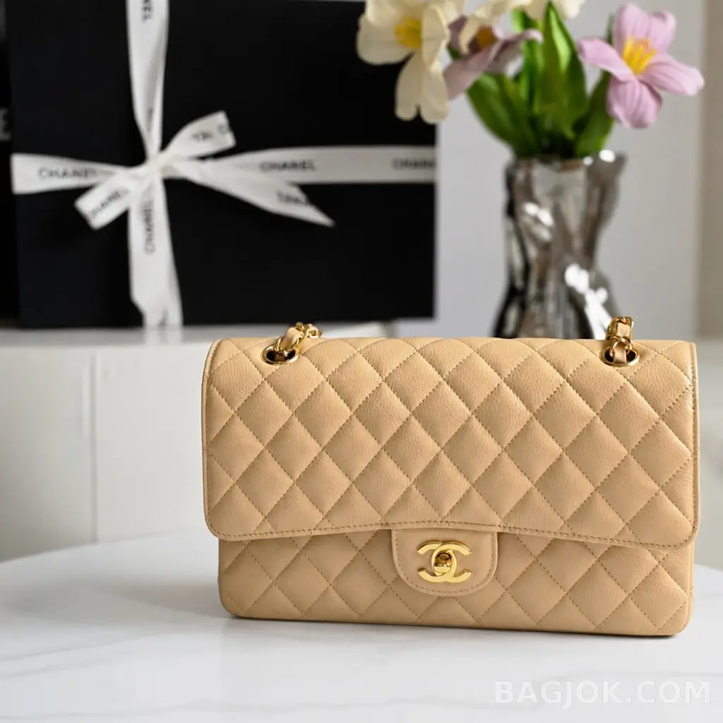 샤넬 Chanel 클래식 플랩백 미디움 캐비어 상세 이미지