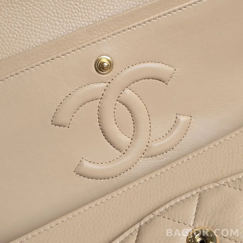 샤넬 Chanel 클래식 플랩백 미디움 캐비어 상세 이미지