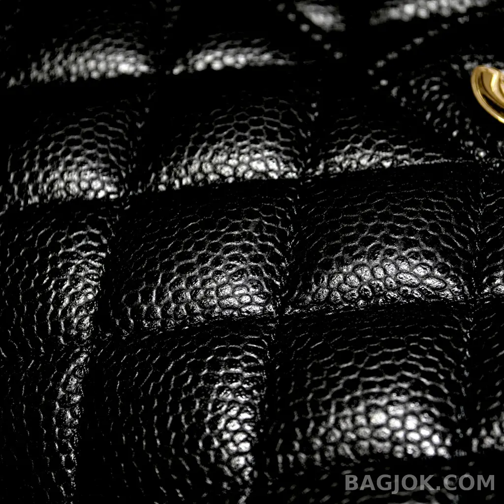 샤넬 Chanel 클래식 플랩백 라지 캐비어 상세 이미지