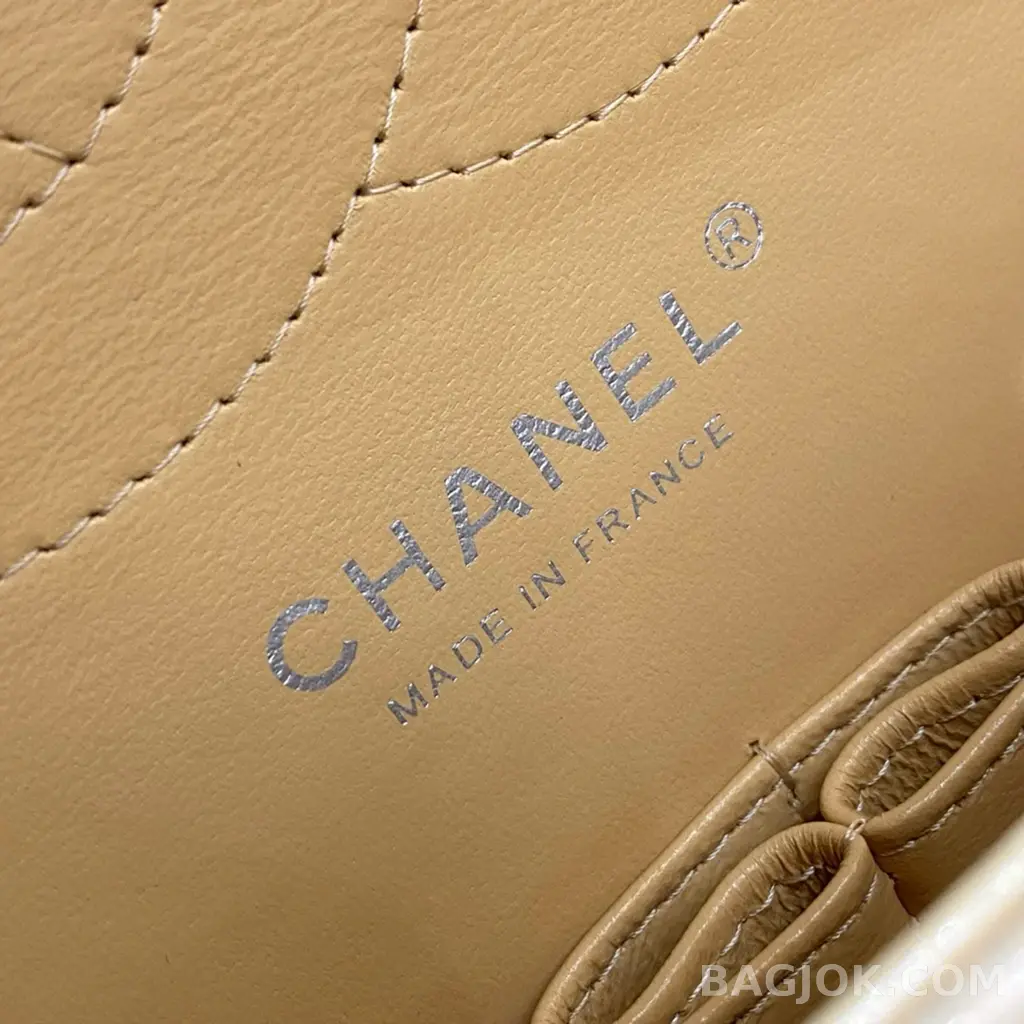 샤넬 Chanel 클래식 플랩백 라지 캐비어 상세 이미지