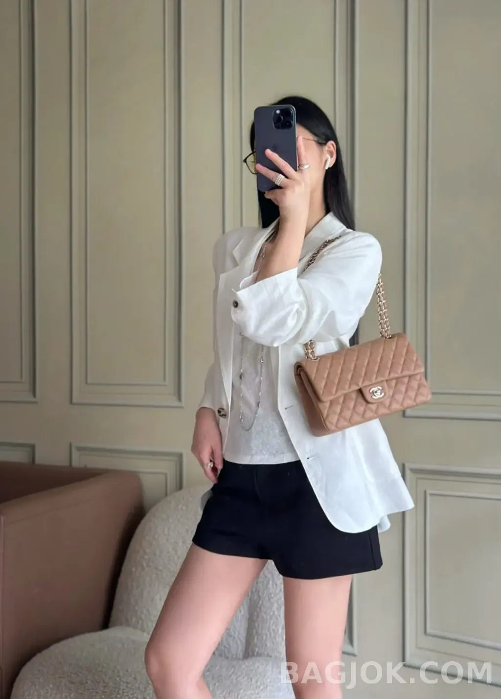 샤넬 Chanel 클래식 플랩백 미디움 캐비어 ver.2 상세 이미지