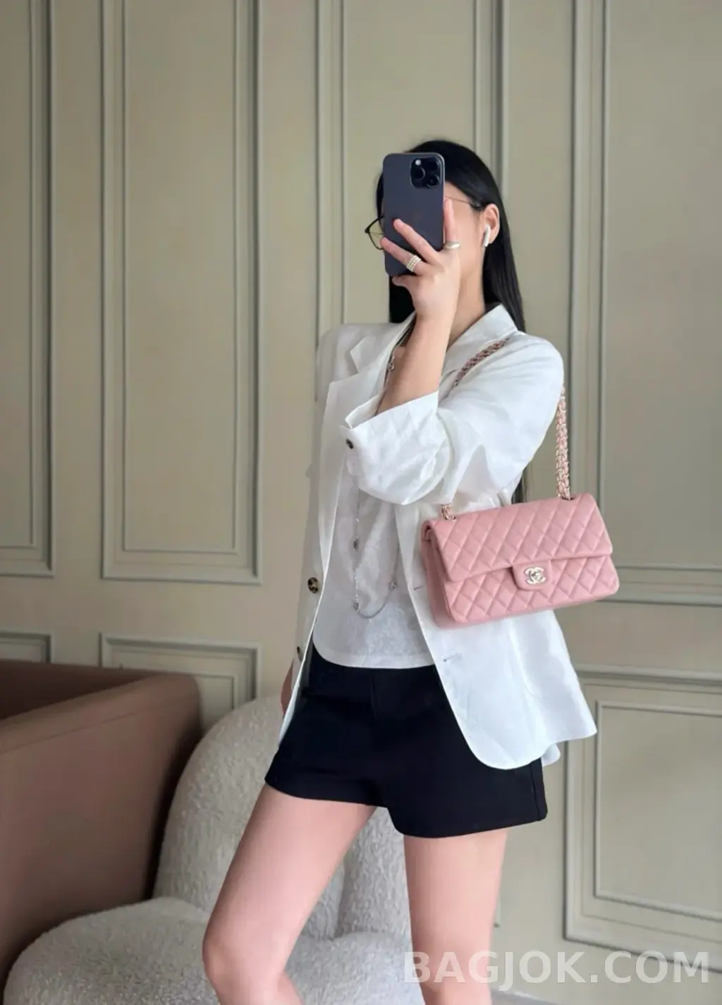 샤넬 Chanel 클래식 플랩백 미디움 캐비어 ver.2 상세 이미지