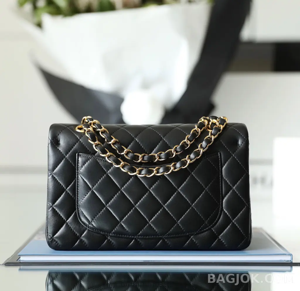 샤넬 Chanel 클래식 플랩백 램스킨 스몰 상세 이미지
