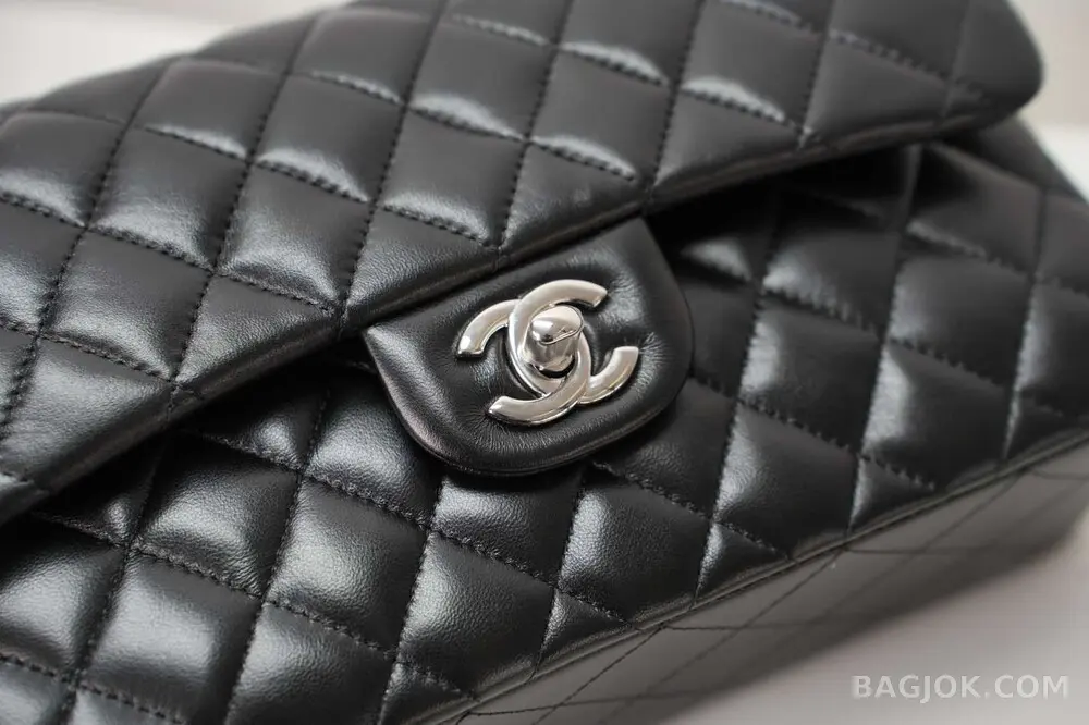 샤넬 Chanel 클래식 플랩백 램스킨 스몰 상세 이미지