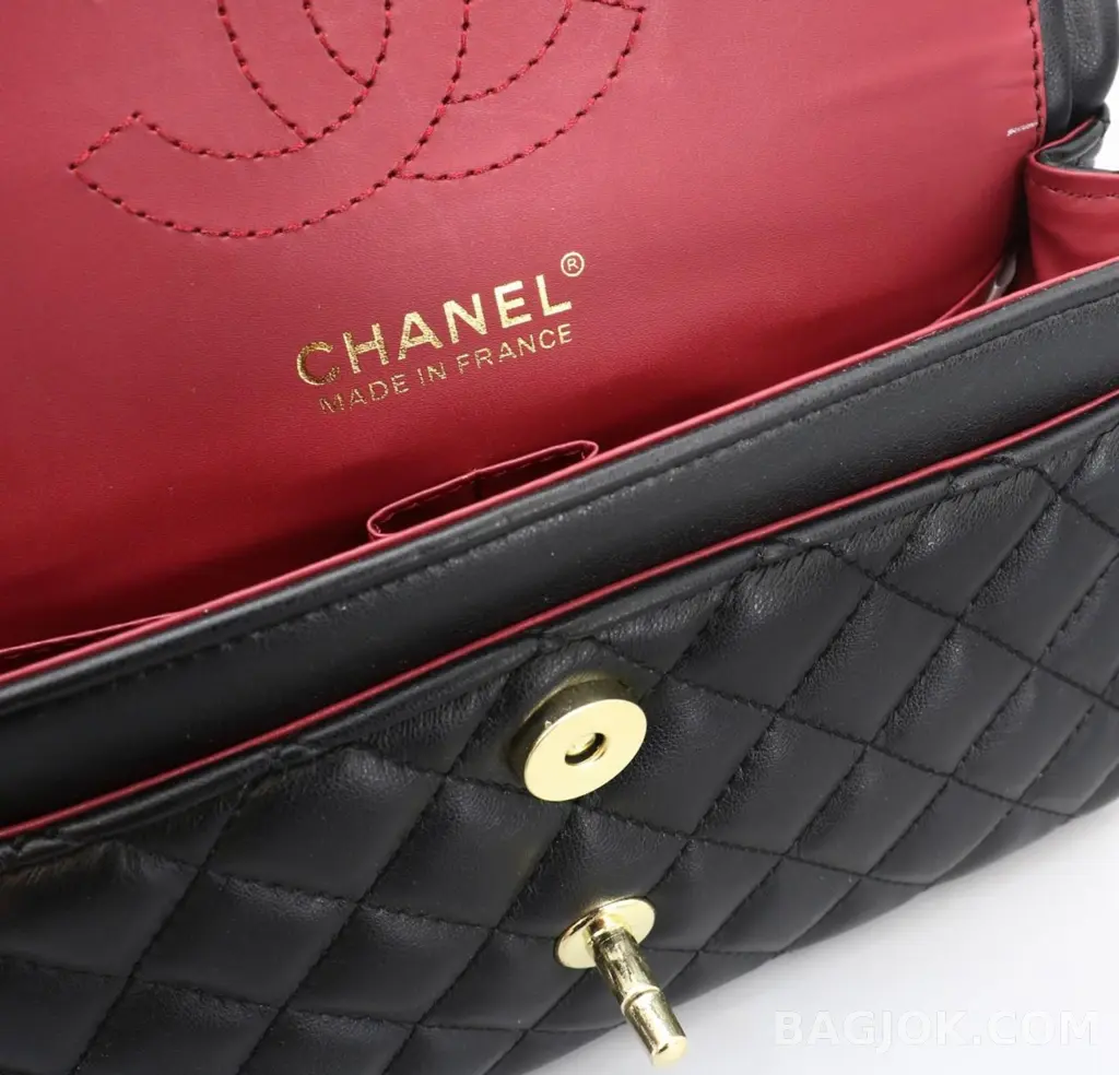 샤넬 Chanel 클래식 플랩백 램스킨 미디움 ver.1 상세 이미지