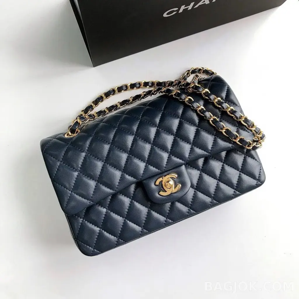 샤넬 Chanel 클래식 플랩백 램스킨 미디움 ver.1 상세 이미지
