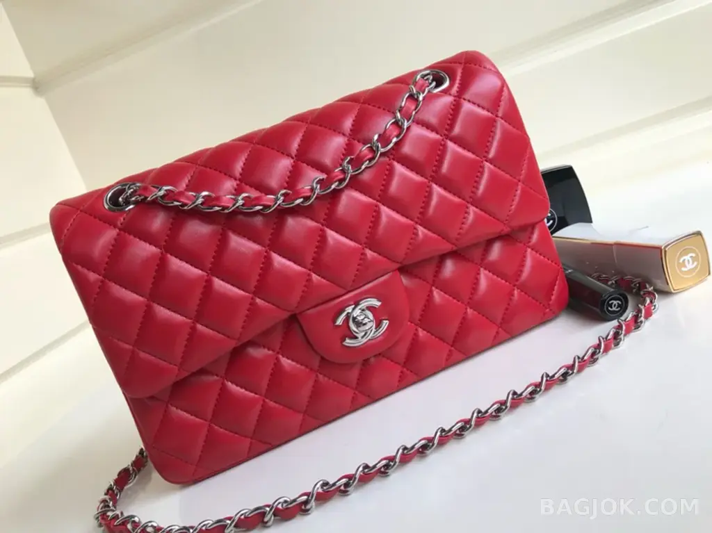 샤넬 Chanel 클래식 플랩백 램스킨 미디움 ver.1 상세 이미지