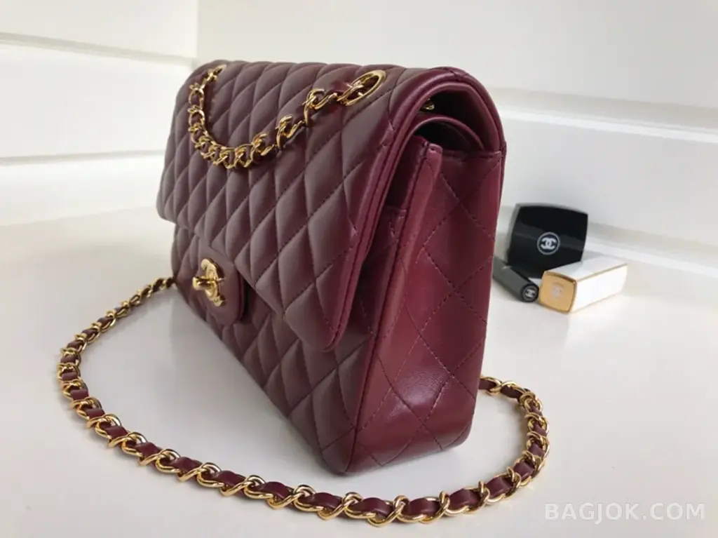 샤넬 Chanel 클래식 플랩백 램스킨 미디움 ver.1 상세 이미지