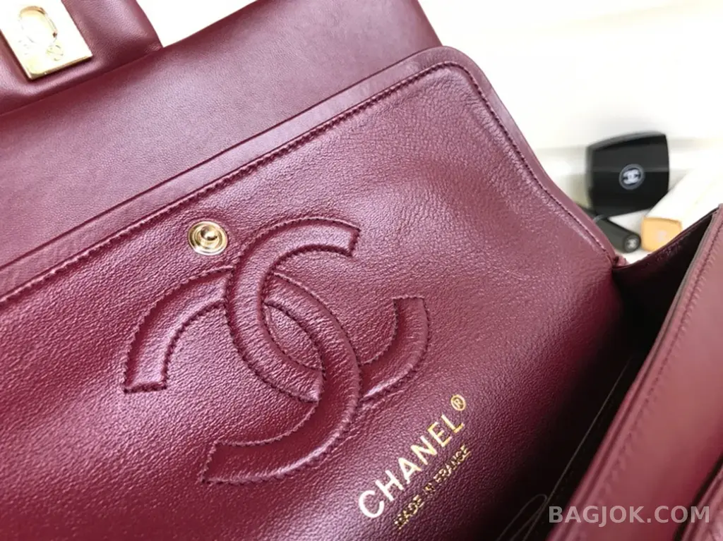 샤넬 Chanel 클래식 플랩백 램스킨 미디움 ver.1 상세 이미지