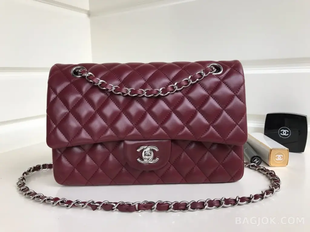 샤넬 Chanel 클래식 플랩백 램스킨 미디움 ver.1 상세 이미지