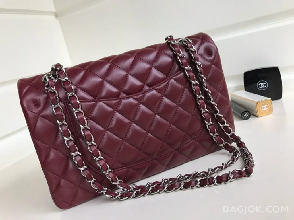 샤넬 Chanel 클래식 플랩백 램스킨 미디움 ver.1 상세 이미지