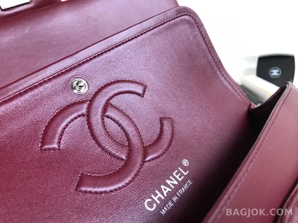 샤넬 Chanel 클래식 플랩백 램스킨 미디움 ver.1 상세 이미지