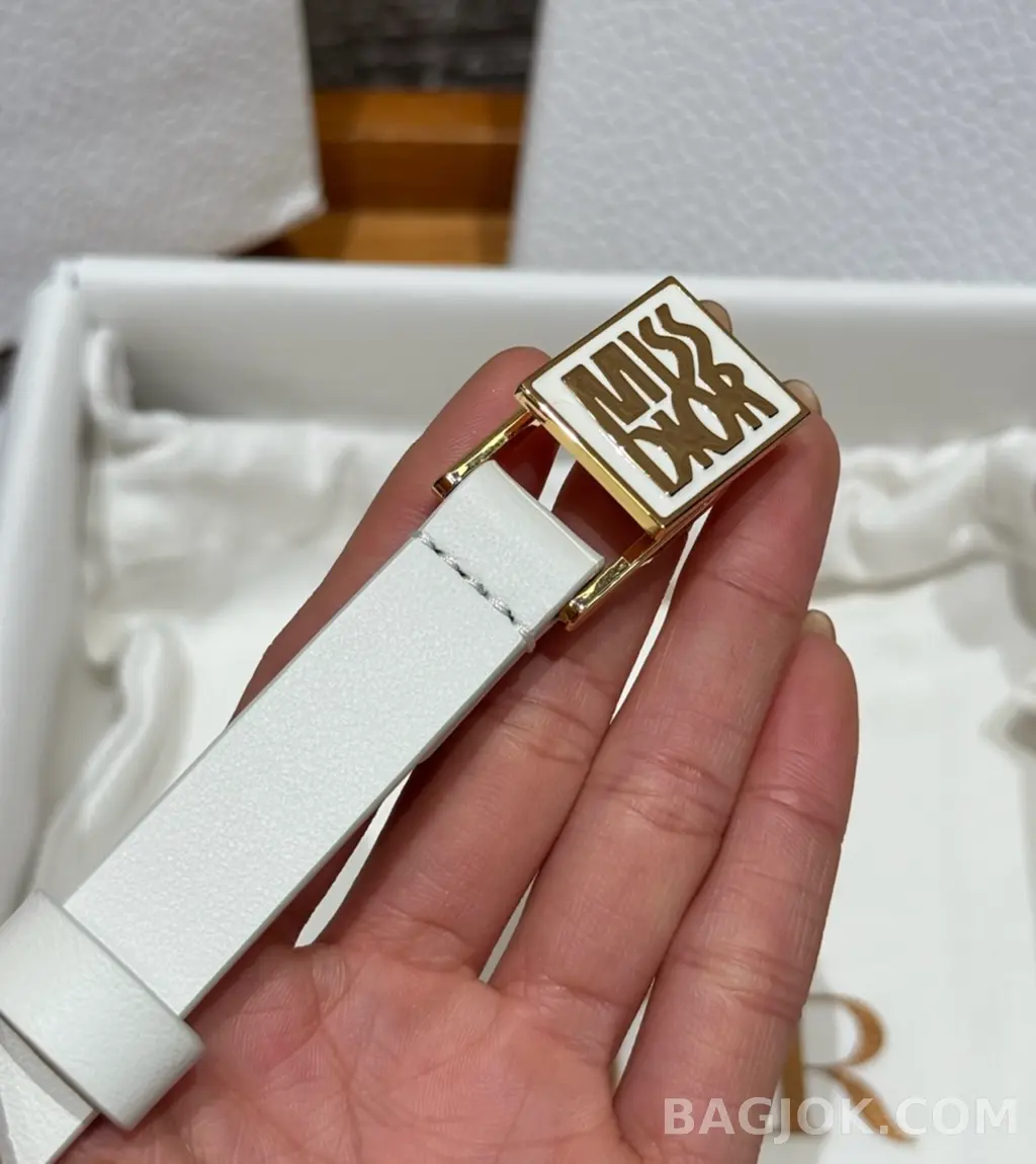 디올 디올 미스 디올 그래피티 소가죽 벨트 1.5cm 상세 이미지
