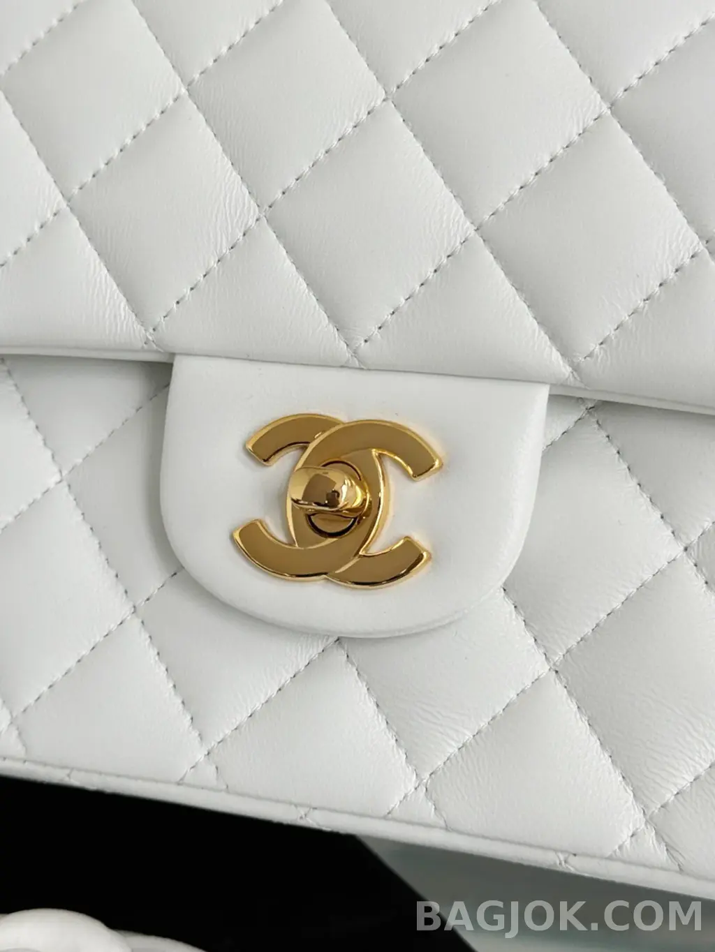 샤넬 Chanel 클래식 플랩백 램스킨 미디움 ver.1 상세 이미지