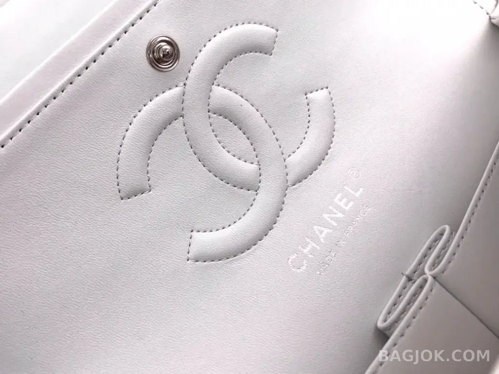 샤넬 Chanel 클래식 플랩백 램스킨 미디움 ver.1 상세 이미지