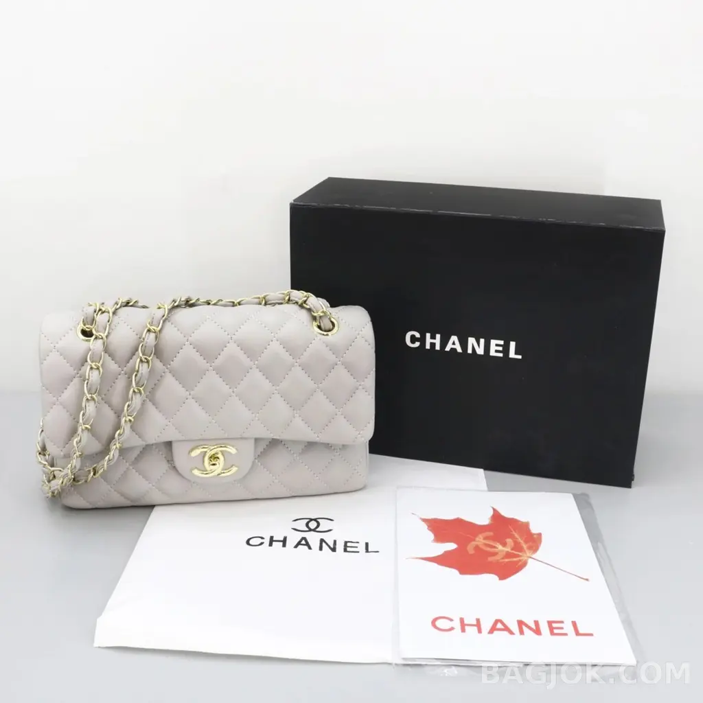 샤넬 Chanel 클래식 플랩백 램스킨 미디움 ver.2 상세 이미지