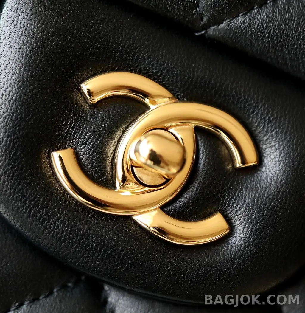 샤넬 Chanel 클래식 플랩백 램스킨 라지 ver.1 상세 이미지
