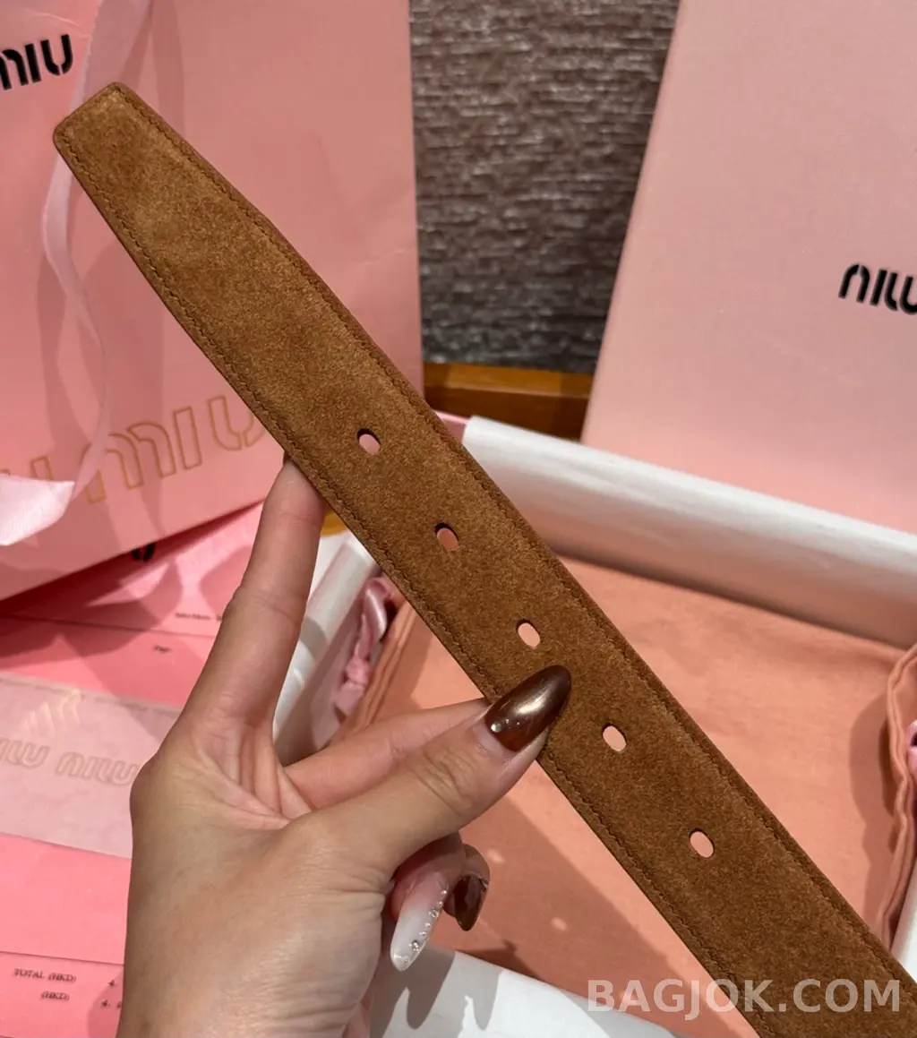 미우미우 미우미우 스웨이드 소가죽 벨트 3cm 상세 이미지