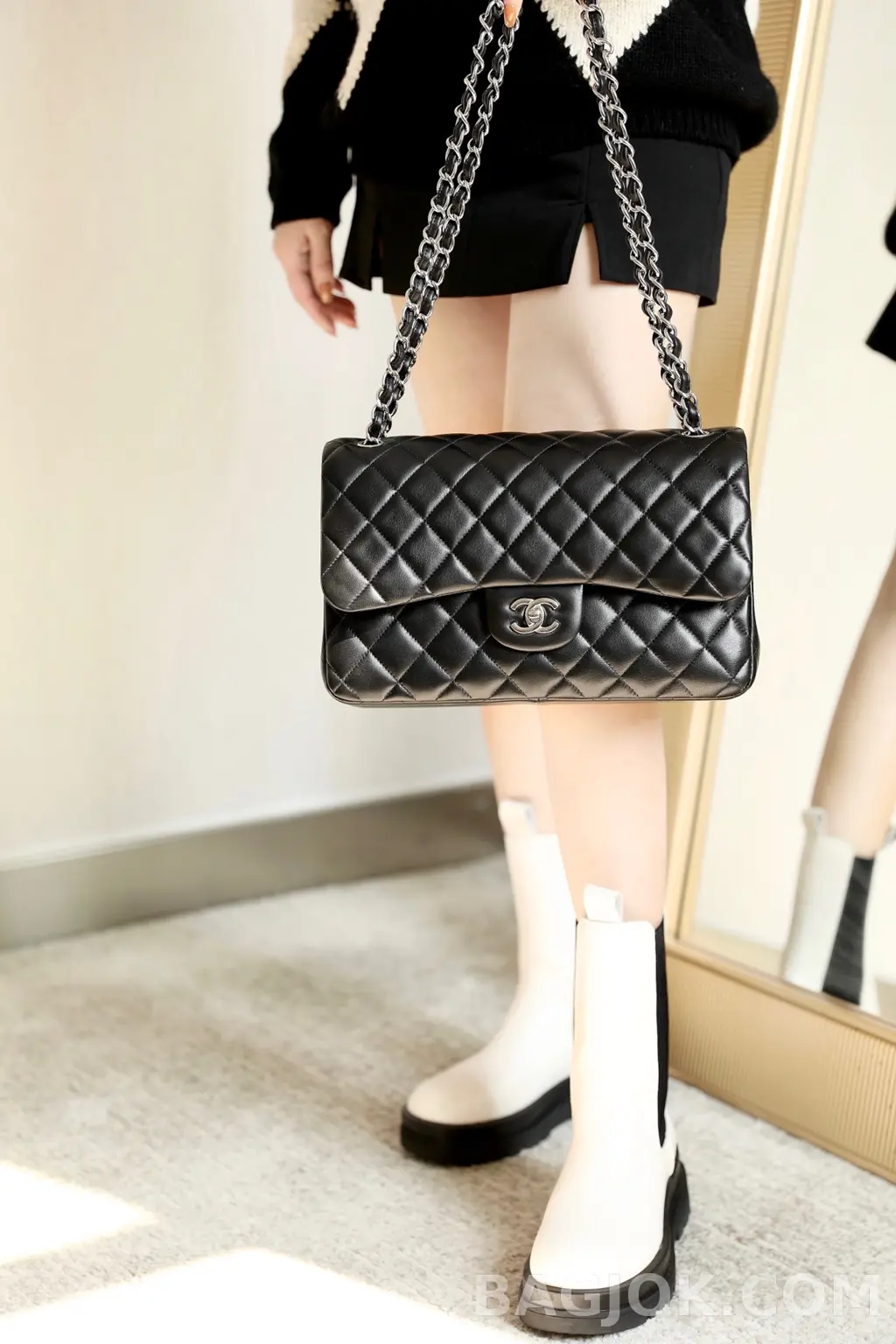샤넬 Chanel 클래식 플랩백 램스킨 라지 ver.1 상세 이미지