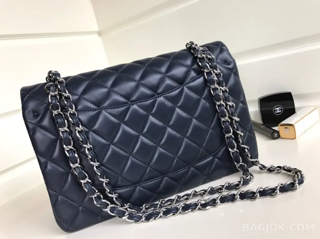 샤넬 Chanel 클래식 플랩백 램스킨 라지 ver.1 상세 이미지