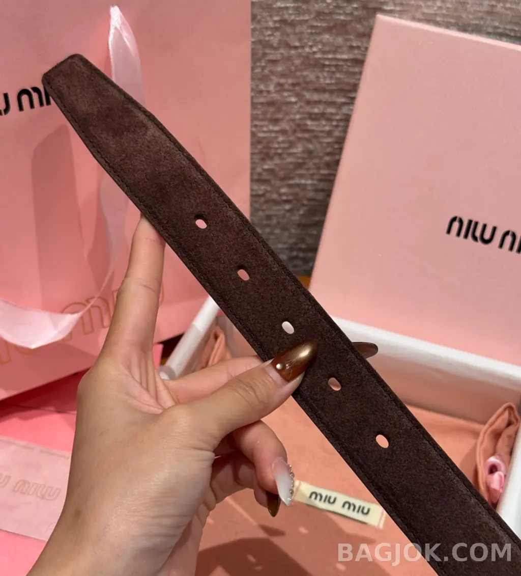 미우미우 미우미우 스웨이드 소가죽 벨트 3cm 상세 이미지