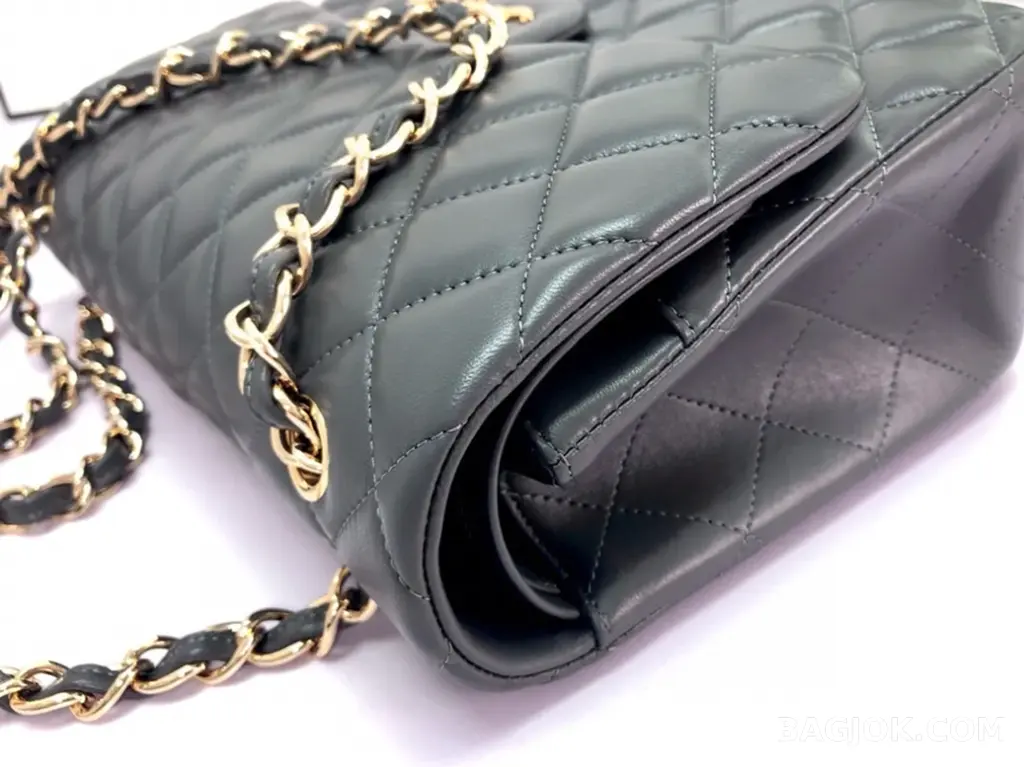 샤넬 Chanel 클래식 플랩백 램스킨 라지 ver.1 상세 이미지