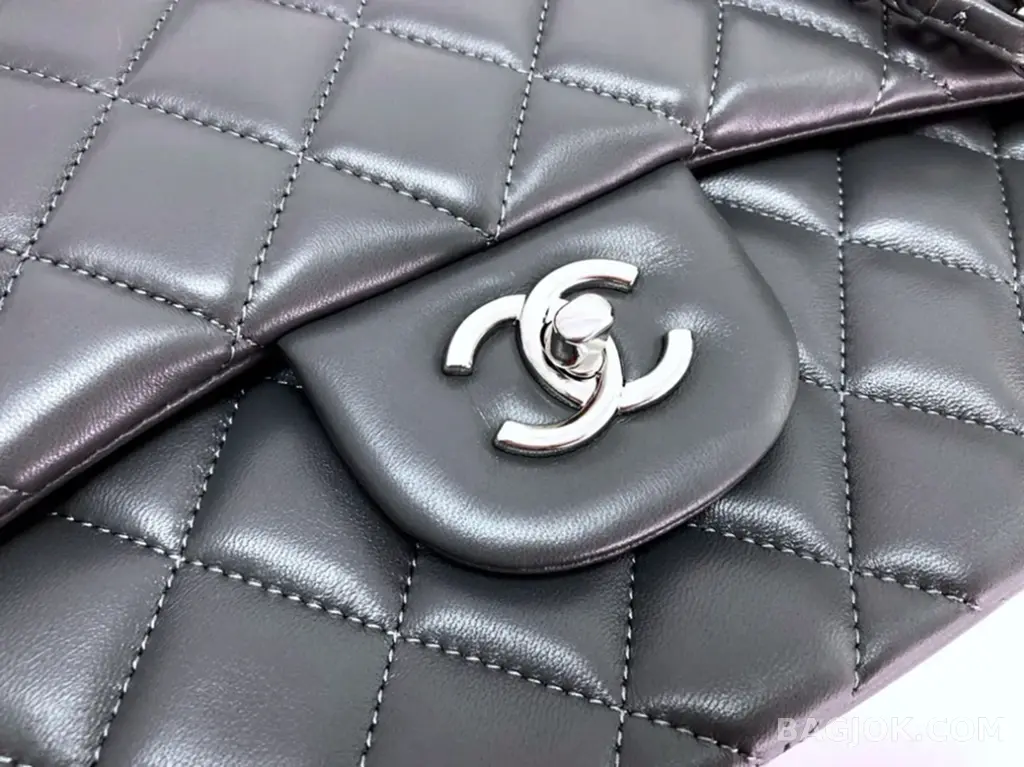 샤넬 Chanel 클래식 플랩백 램스킨 라지 ver.1 상세 이미지