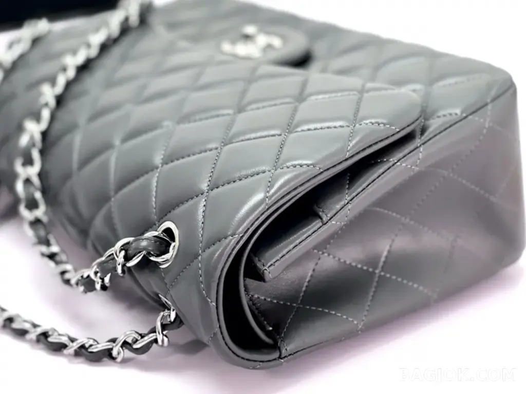 샤넬 Chanel 클래식 플랩백 램스킨 라지 ver.1 상세 이미지