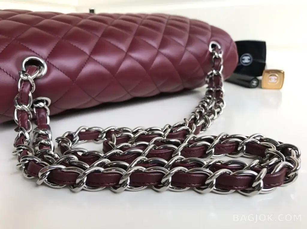샤넬 Chanel 클래식 플랩백 램스킨 라지 ver.1 상세 이미지