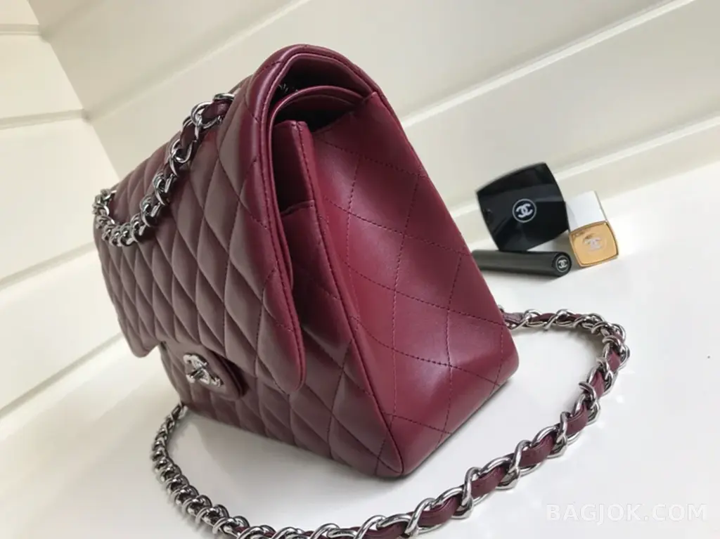 샤넬 Chanel 클래식 플랩백 램스킨 라지 ver.1 상세 이미지
