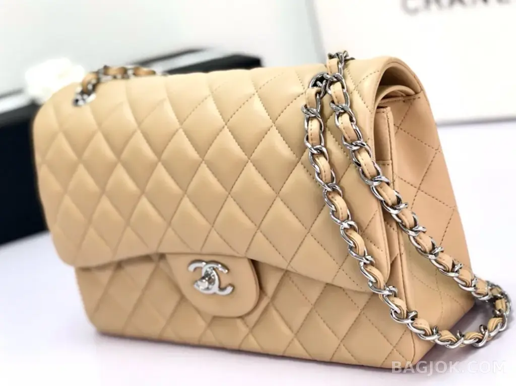 샤넬 Chanel 클래식 플랩백 램스킨 라지 ver.1 상세 이미지