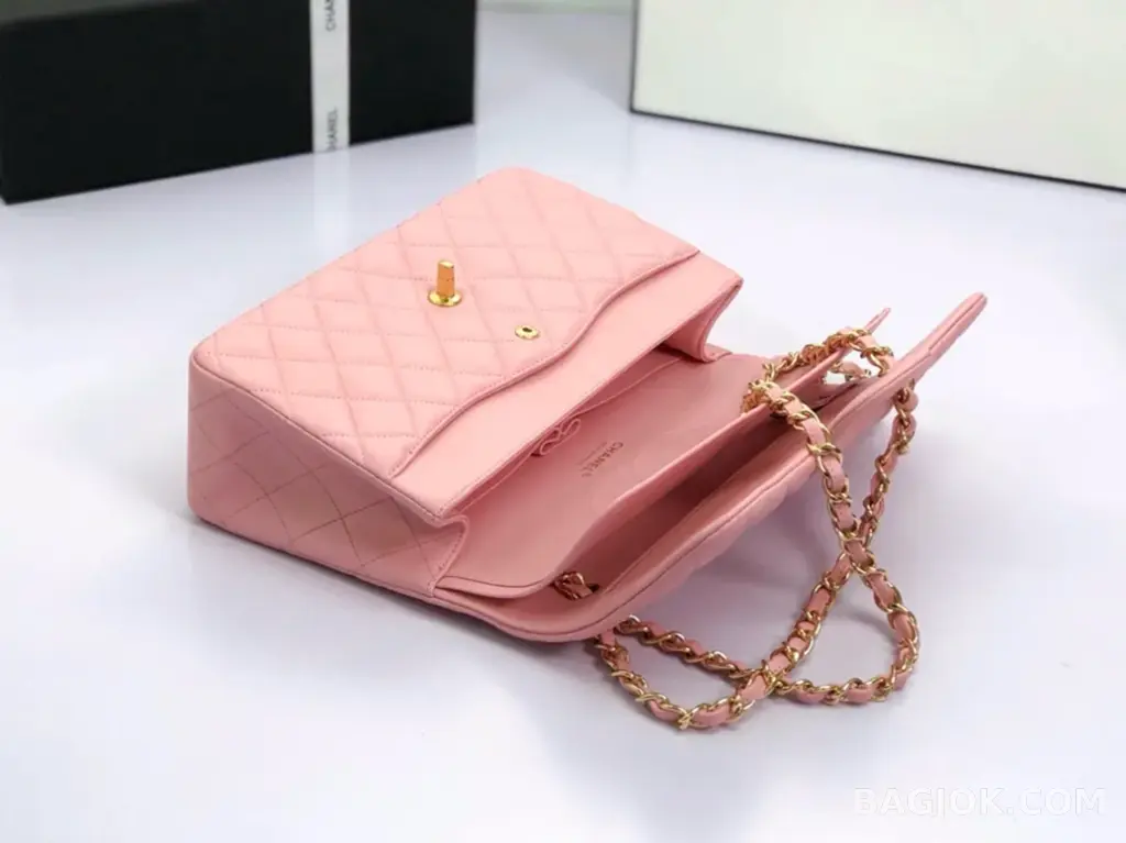 샤넬 Chanel 클래식 플랩백 램스킨 라지 ver.2 상세 이미지