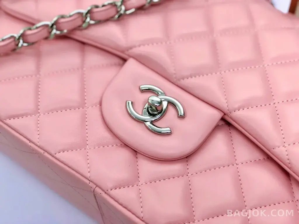 샤넬 Chanel 클래식 플랩백 램스킨 라지 ver.2 상세 이미지
