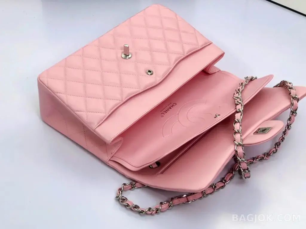 샤넬 Chanel 클래식 플랩백 램스킨 라지 ver.2 상세 이미지