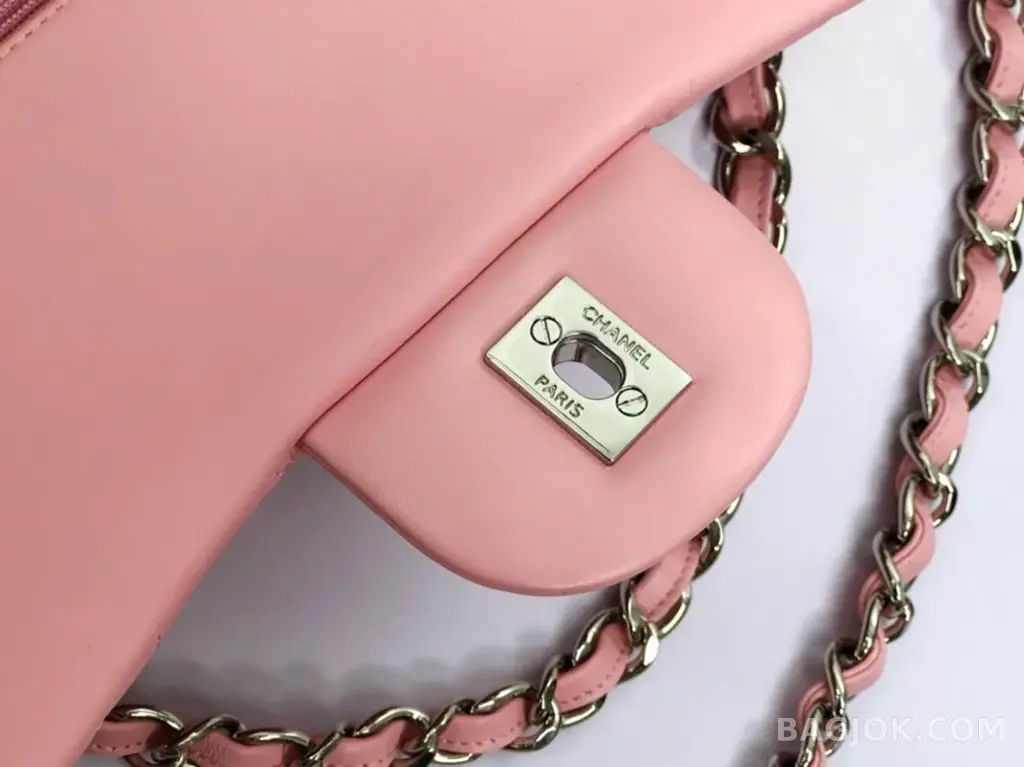샤넬 Chanel 클래식 플랩백 램스킨 라지 ver.2 상세 이미지