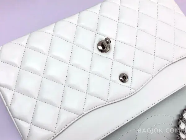 샤넬 Chanel 클래식 플랩백 램스킨 라지 ver.2 상세 이미지