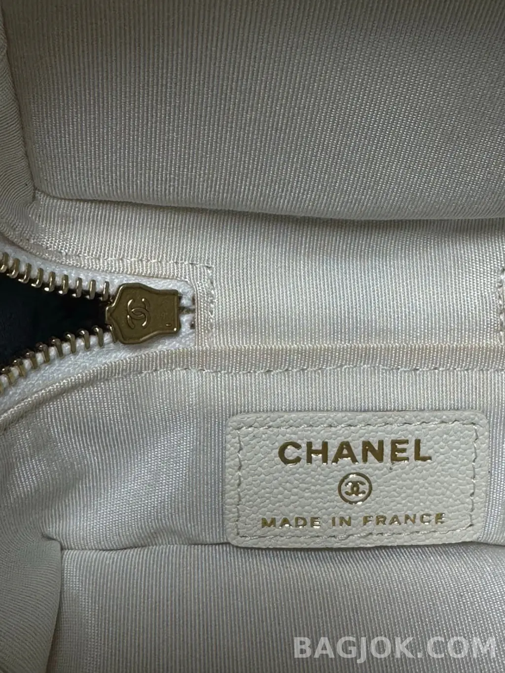 샤넬 Chanel 탑핸들 미니 베니티 크로스백 (캐비어) 상세 이미지