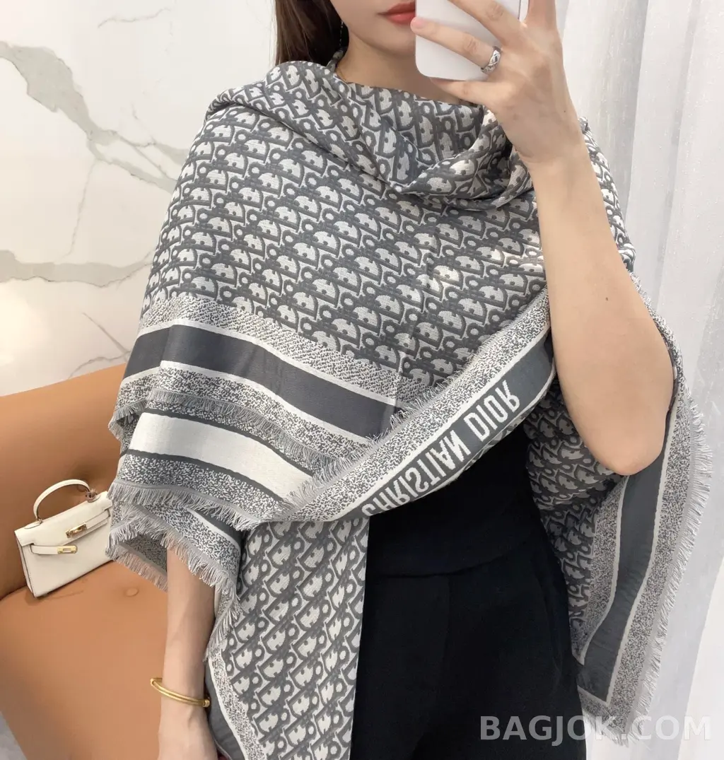 디올 디올 오블리크 그레이 실크 울 숄 상세 이미지