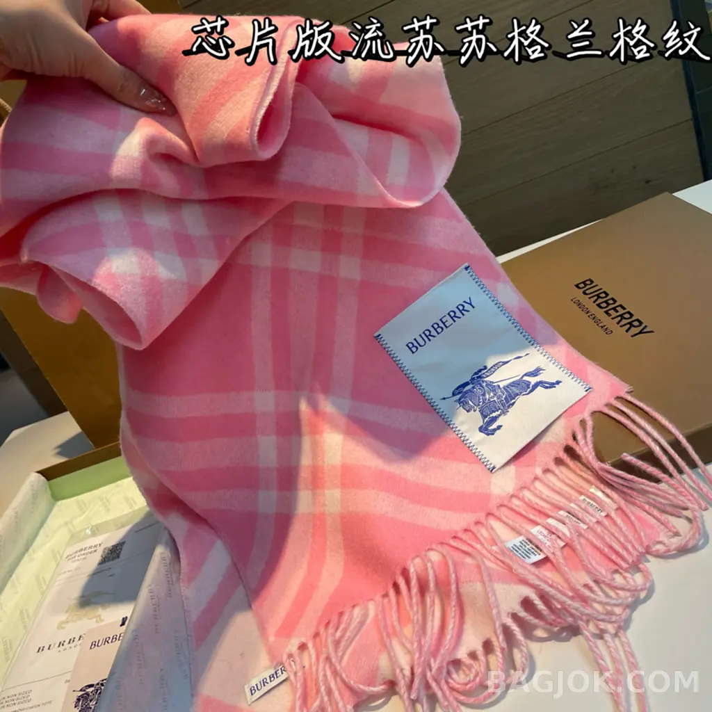 버버리 버버리 체크 캐시미어 머플러 상세 이미지
