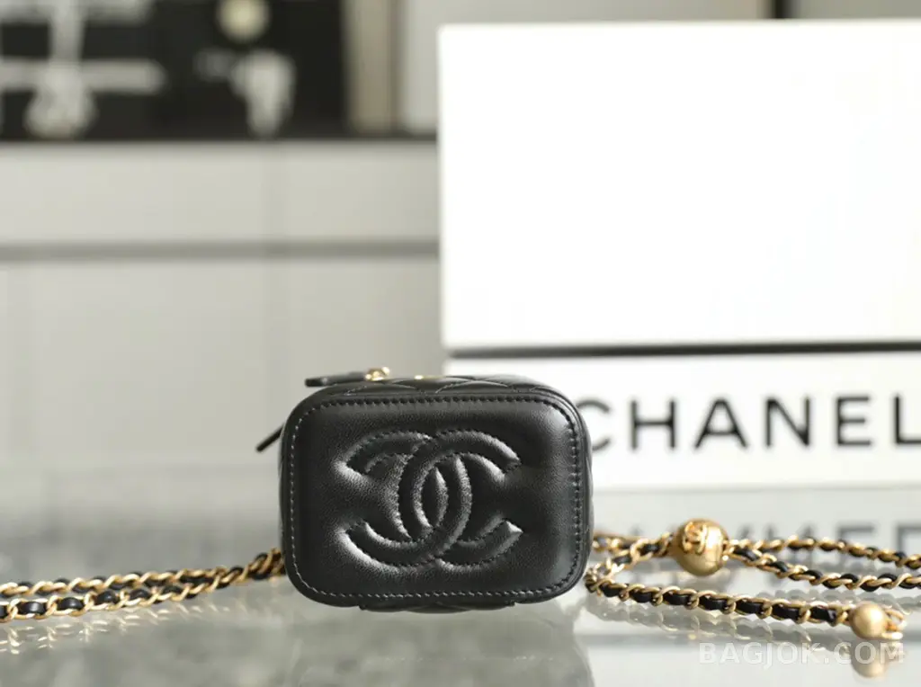샤넬 Chanel 골드볼 미니 베니티 상세 이미지