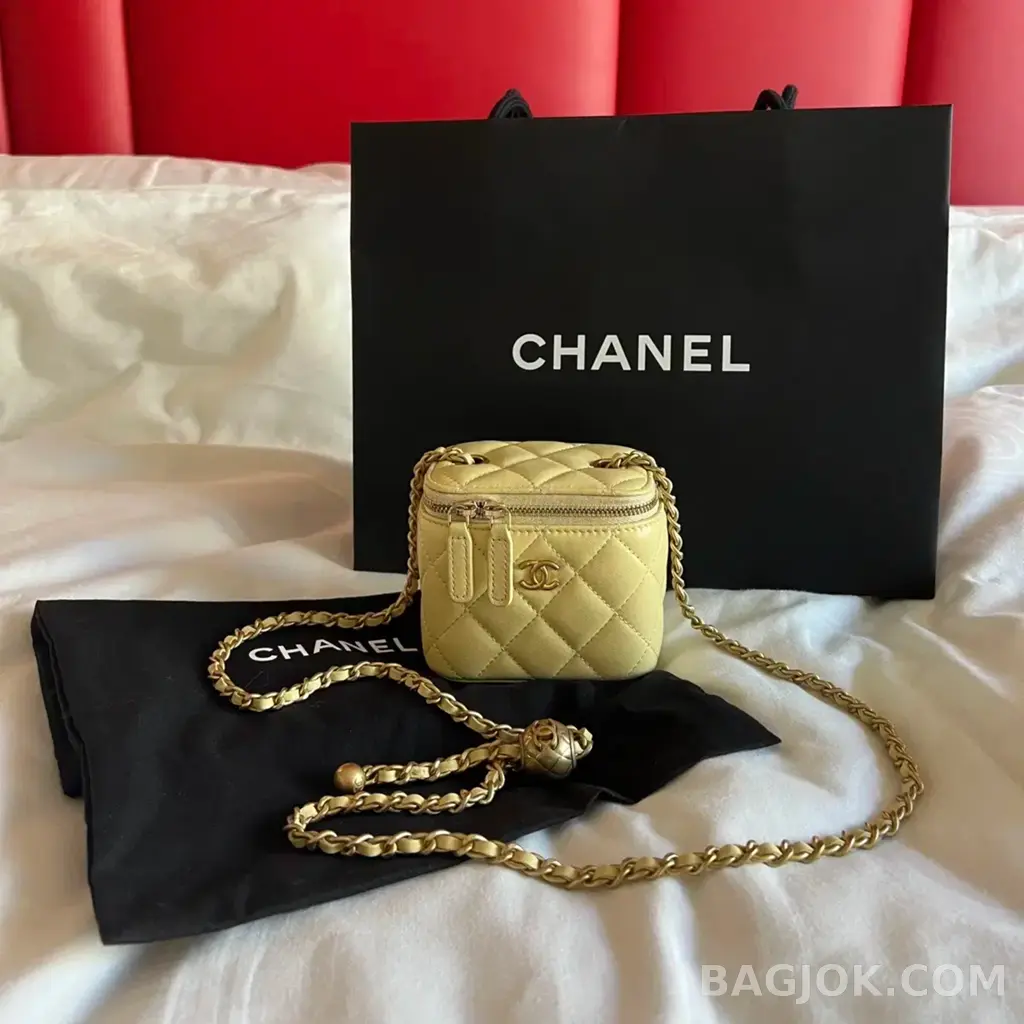 샤넬 Chanel 골드볼 미니 베니티 상세 이미지