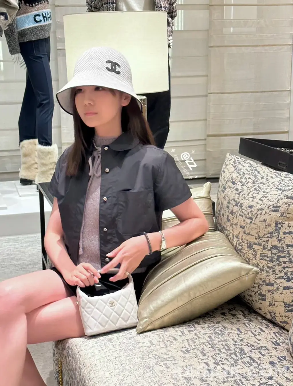 샤넬 Chanel 25C 크루즈 미니 체인 호보백 상세 이미지