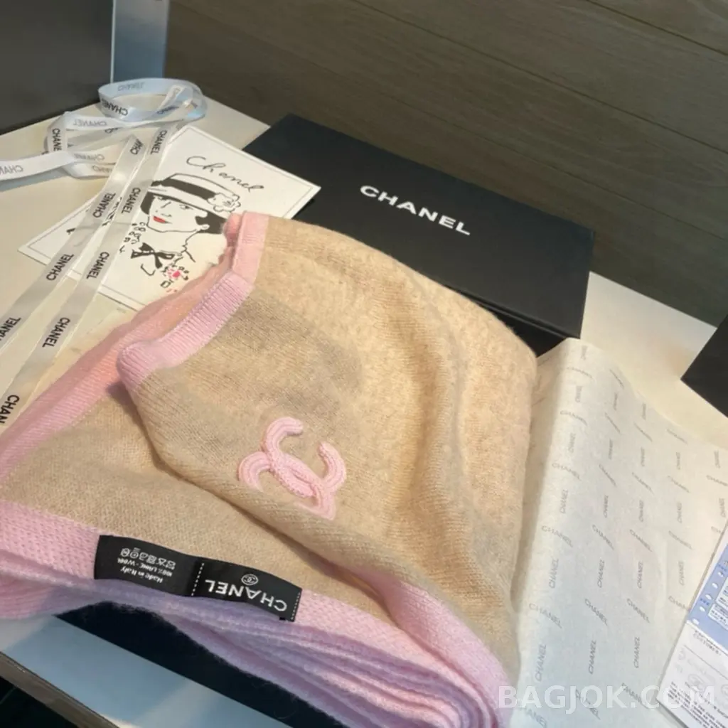 샤넬 샤넬 캐시미어 로고 니트 머플러 상세 이미지