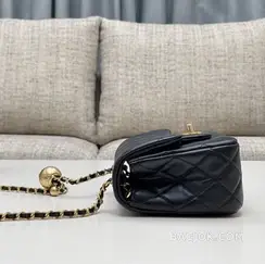 샤넬 Chanel 클래식 골드볼 플랩백 쁘띠삭 ver.1 상세 이미지