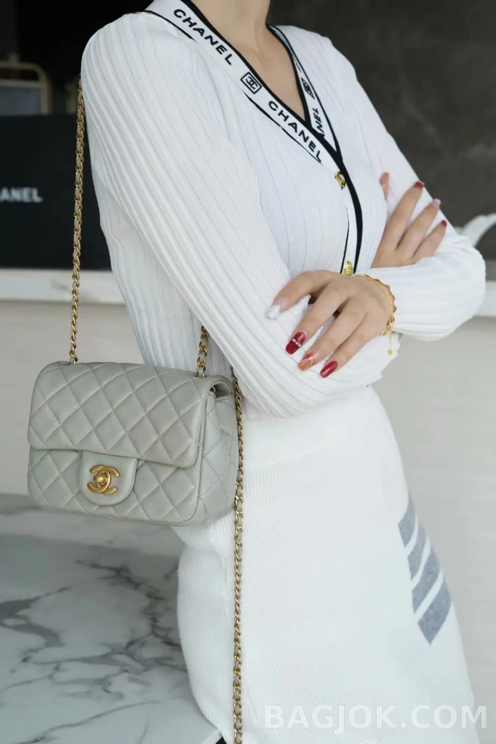 샤넬 Chanel 클래식 골드볼 플랩백 쁘띠삭 상세 이미지